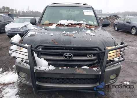 2004 Toyota Sequoia Sr5 z USA, uszkodzony, nr VIN 5TDBT44A94S216734